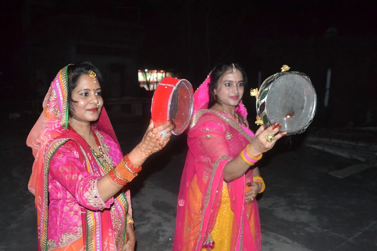 Women made the moon visible by decorating