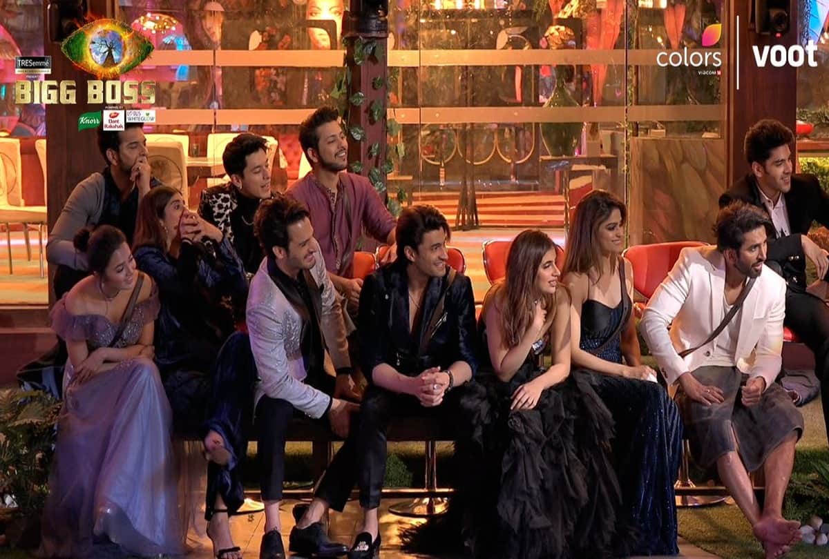 Bigg Boss 15: Actor Maniesh Paul asked funny questions to Salman Khan and also asked him to  Perform dance on his song