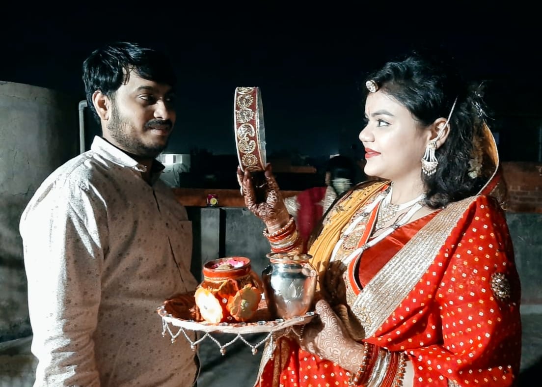 Fasted for the whole day, the moon was decorated in the evening