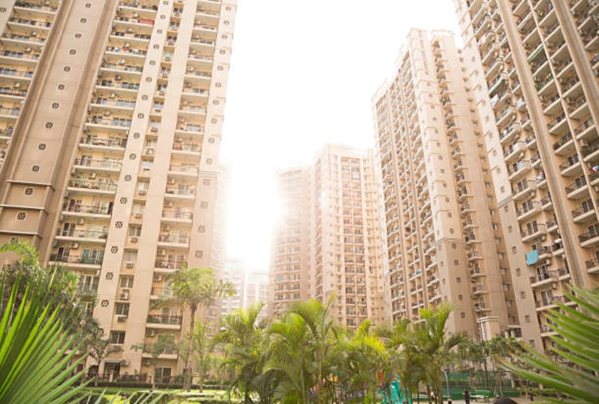 Greater Noida: New disclosure in the matter of benefiting the builder, electric load approved after expiry of validity