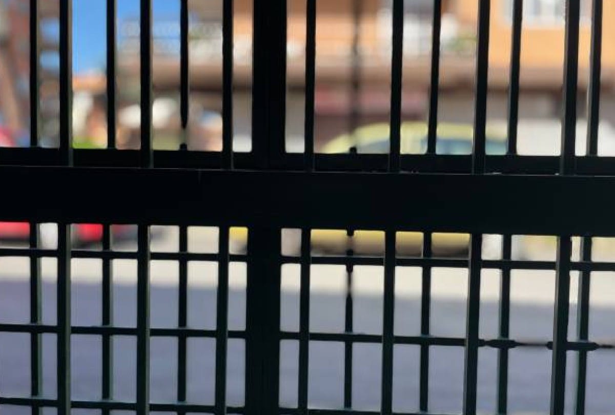 17 health workers including two medical officers of Bahraich punished