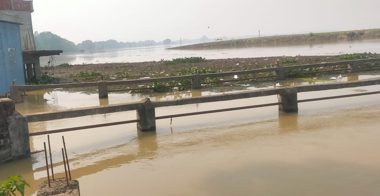 Eight villages of Sagadi tehsil marooned by flood waters
