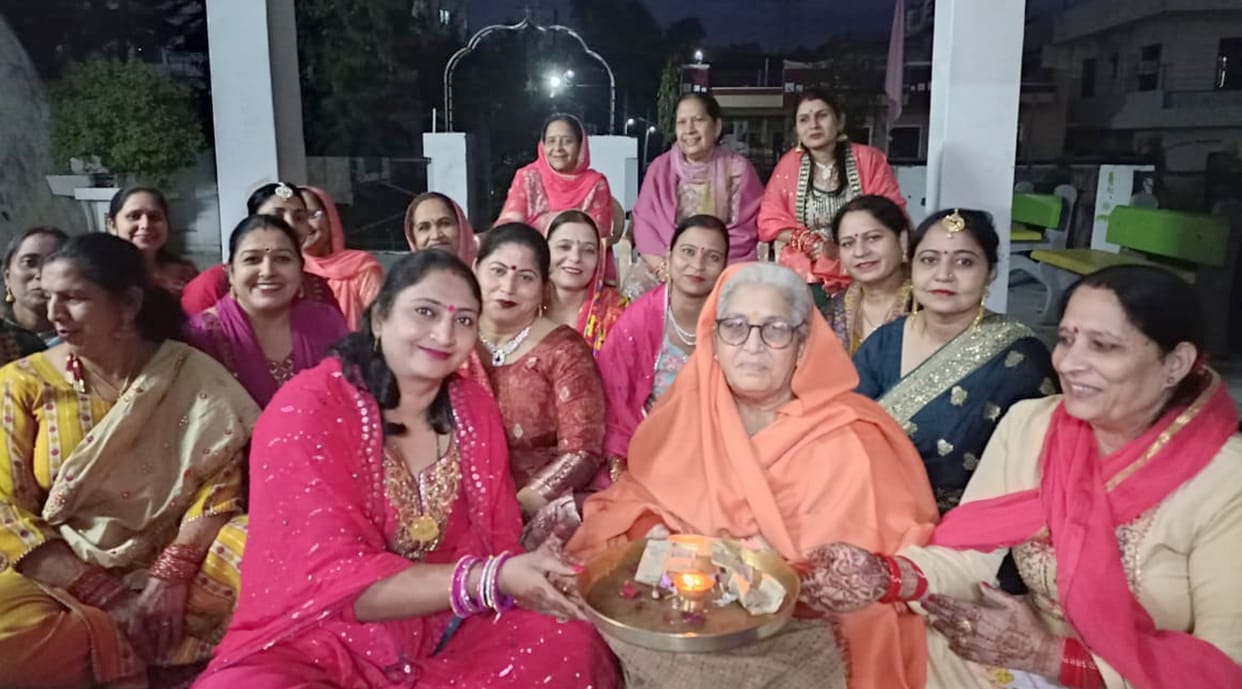 Women keep the fast of Karva Chauth
