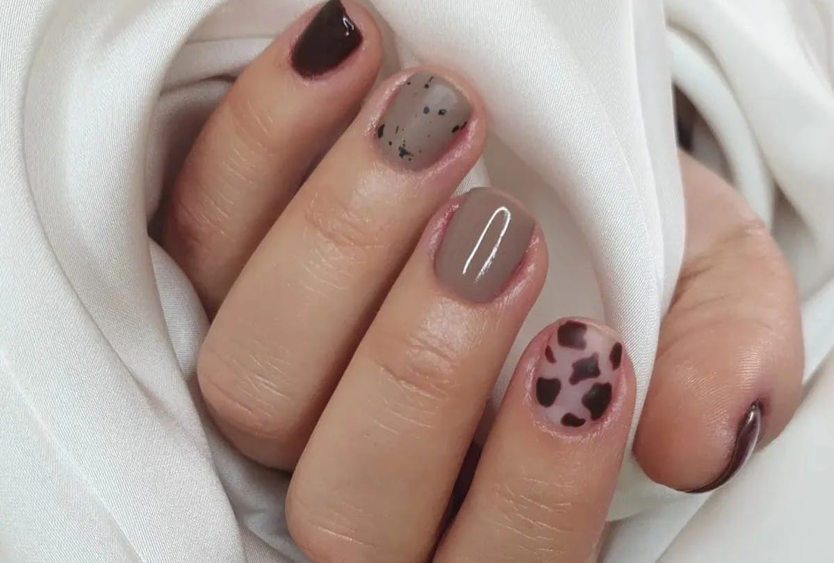 Diwali 2021 Easy nail Art Designs at home