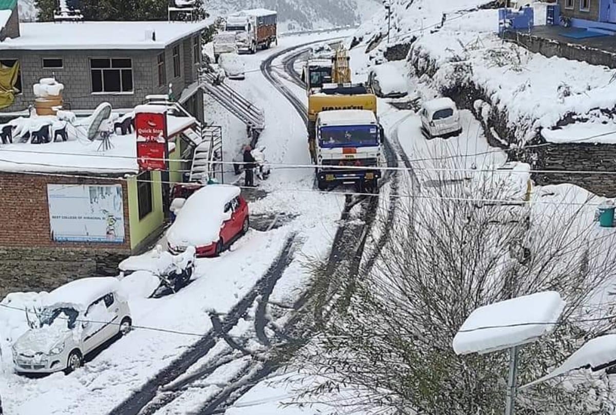 weather update himachal: fresh snowfall in rohtang keylong lahaul rain in shimla kangra hamirpur