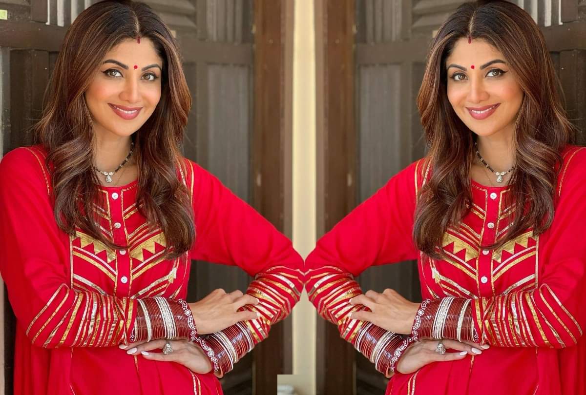 Yami Gautam And Mira Rajput Karwa Chauth 2021 Look Photos Viral