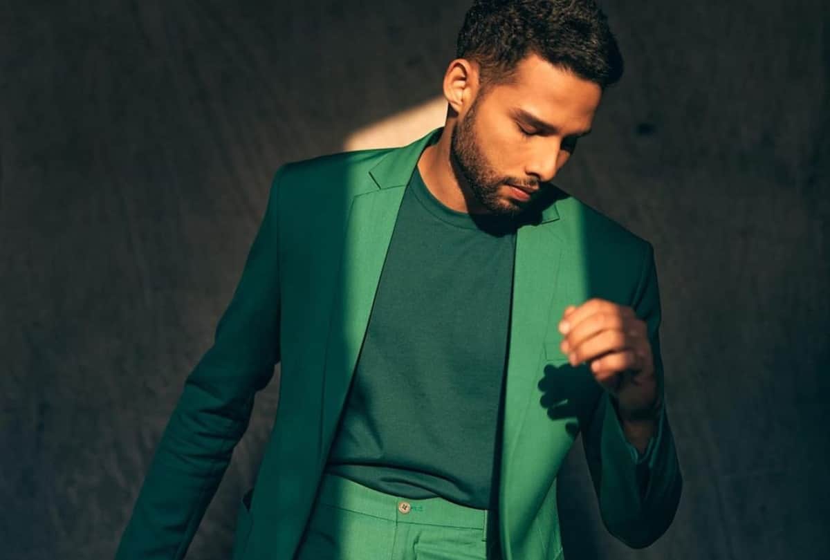 KBC13: Story of Bollywood actor Siddhant Chaturvedi how he got the first film and how Zoya Akhtar called for the audition