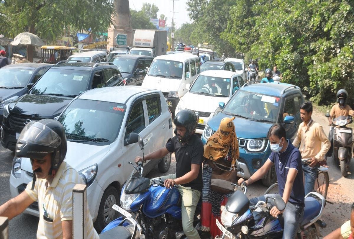 people facing traffic jam problems in Agra
