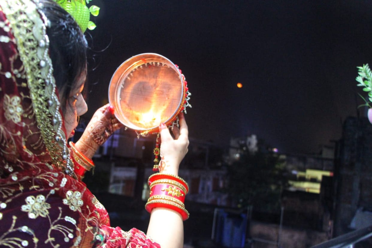 Karwa Chauth 2023 Moon Rise Time Today, Chand Kab Niklega Aaj in Kanpur