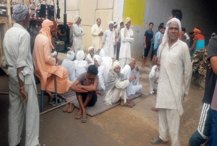 The farmers of Jind said that the crops should not be ruined so they opposed the action of the administration