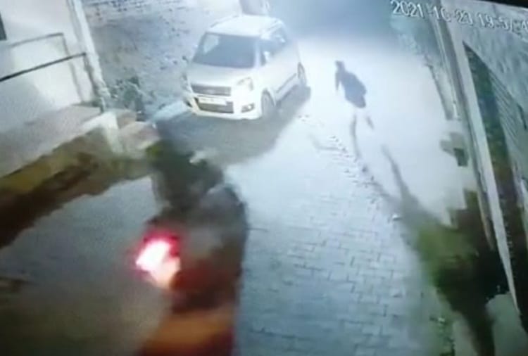 Womans chain snatched in Rohtak