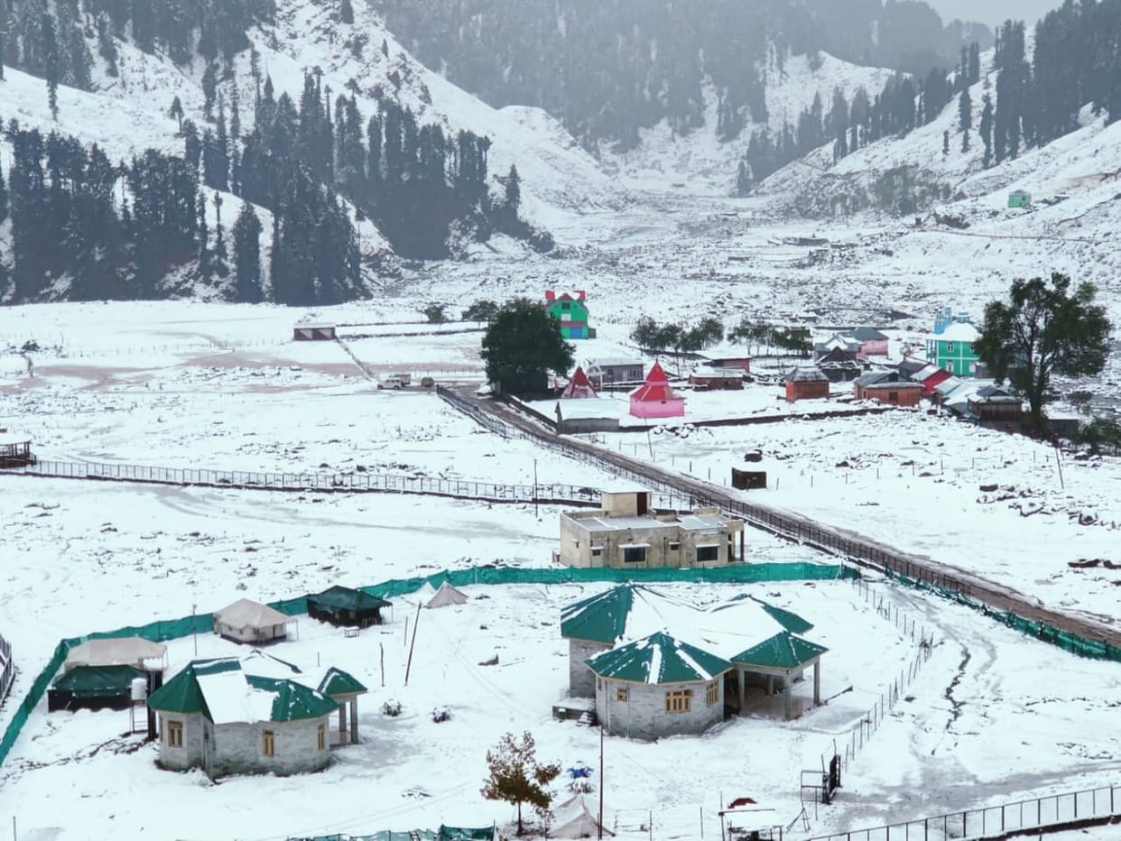 Heavy snowfall in the hilly areas of the district