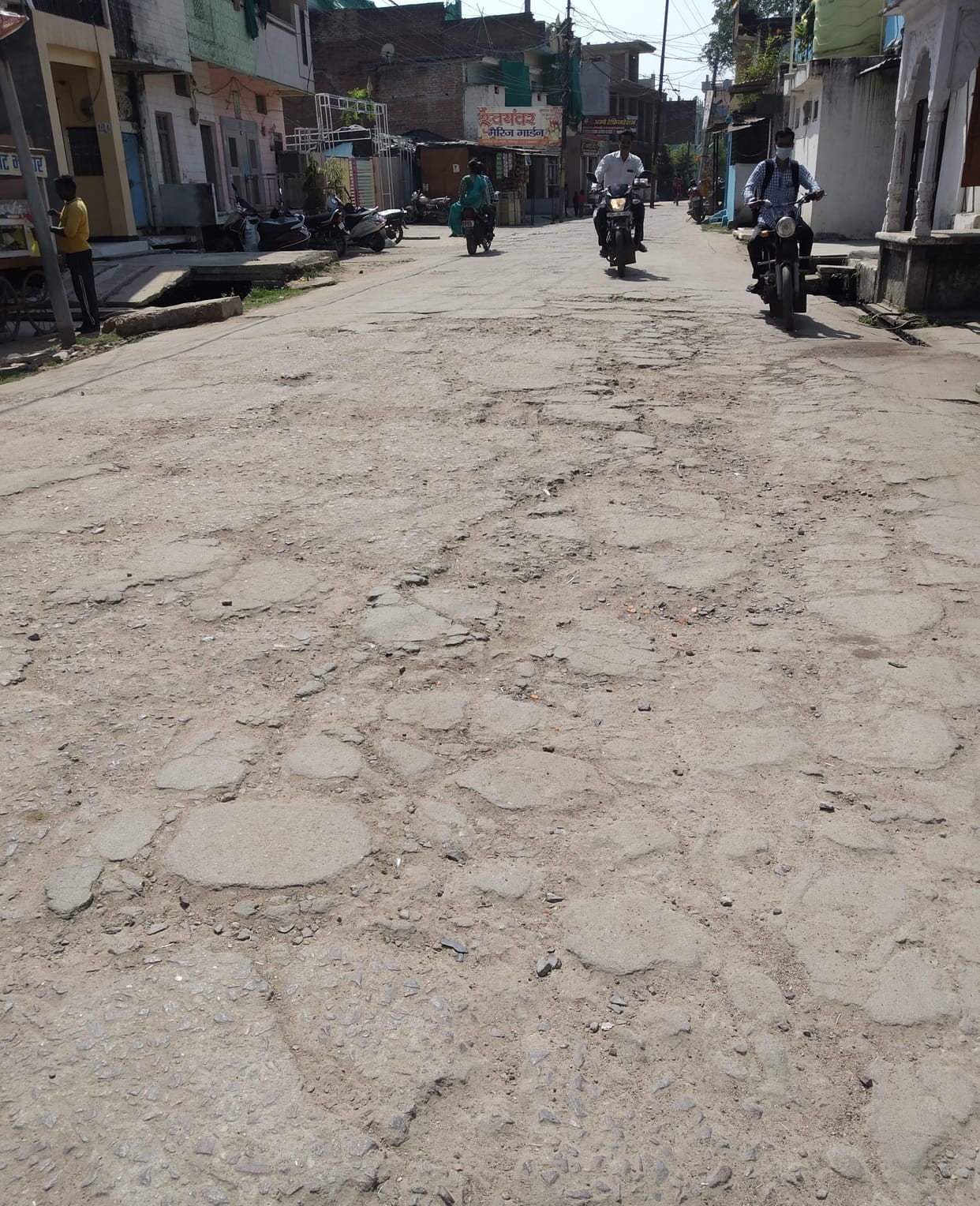 pit free road, mla's promise not worked