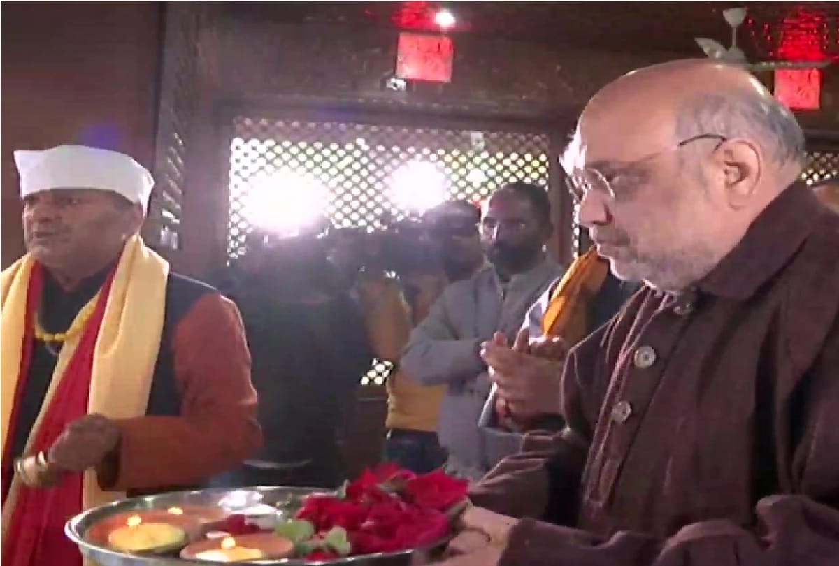 amit shah in jammu kashmir for lay foundation stone of development projects: Amit Shah went to Kheer Bhavani temple and offered prayers, also took circumambulation of the temple
