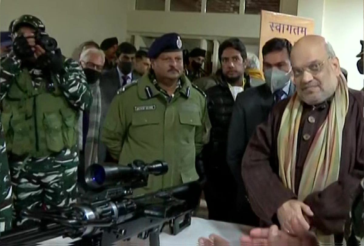 Amit Shah visits CRPF camp at Lethpora in Pulwama district has dinner with soldiers