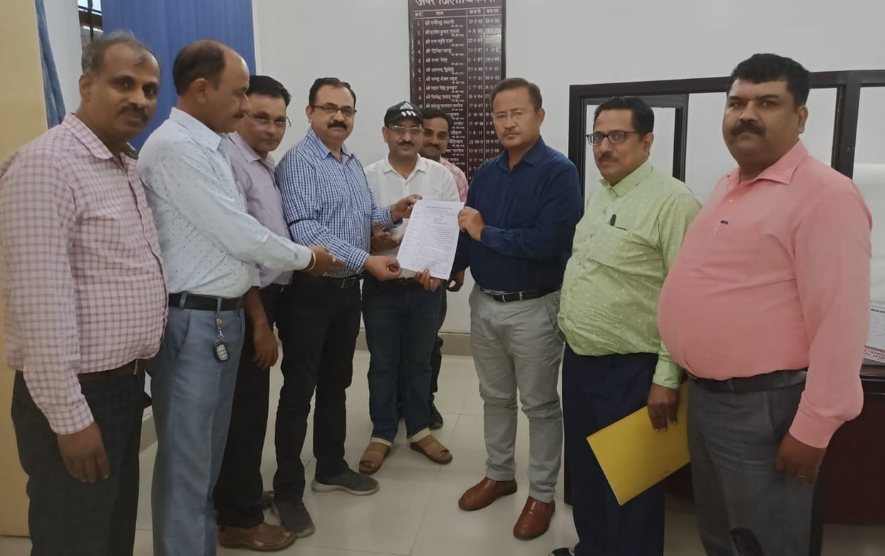 People upset due to boycott of registrar Kanungo