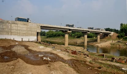 tributaries of Varuna River will be iluminated encroachment will be removed from Asi river