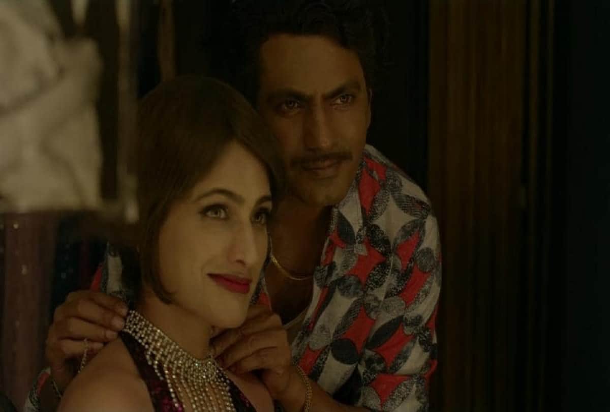 kubbra sait recalls intimate scene with nawazuddin siddiqui said she used to kiss actor in sacred games