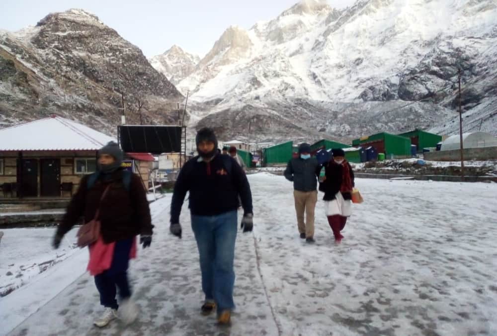Uttarakhand Weather News Update Today: Snow Cover Kedarnath dham after heavy Snowfall Beautiful Photos