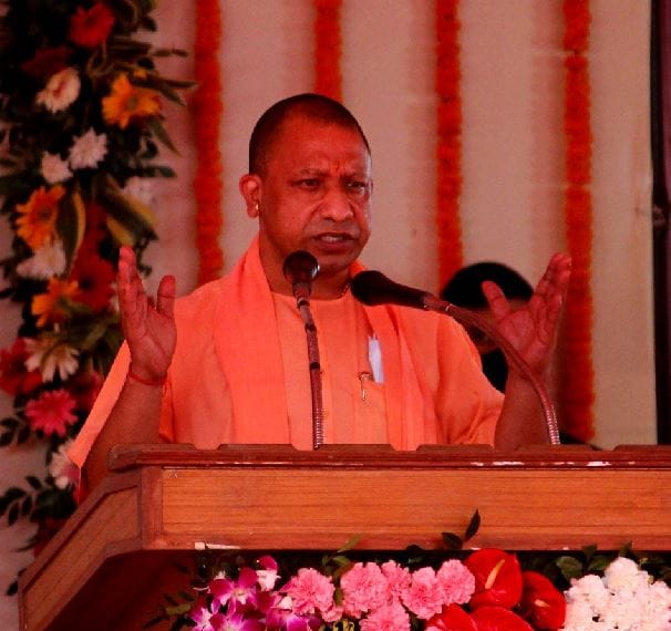 cm yogi said one India best India vision being realizing in under pm modi government UP  prepared to fight to covid third wave in varanasi