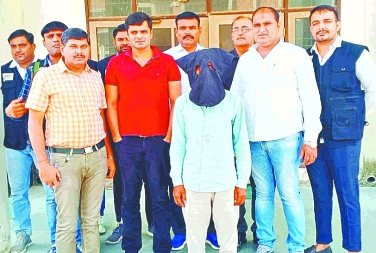 25 thousand prize crook arrested from Palwal
