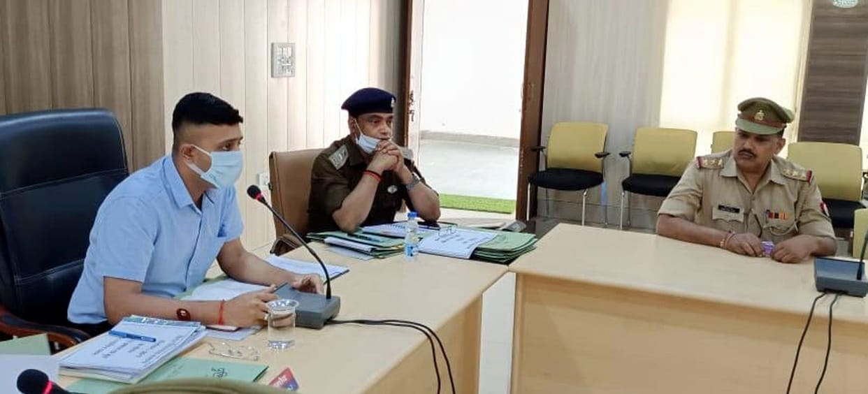 UP election,SP rohan p botre,crime riview meeting