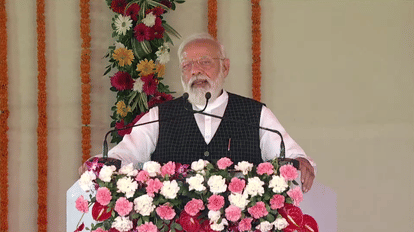 Pm modi in varanasi Rally speech highlights Taunt on previous governments health care system vocal for local