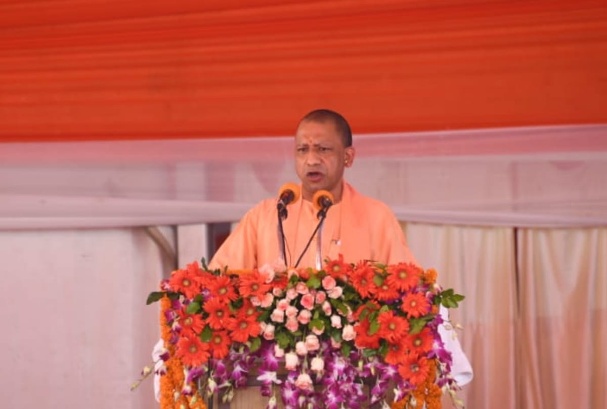 CM yogi will lay foundation stone and inaugurate schemes worth Rs 753 crore next month in Gorakhpur