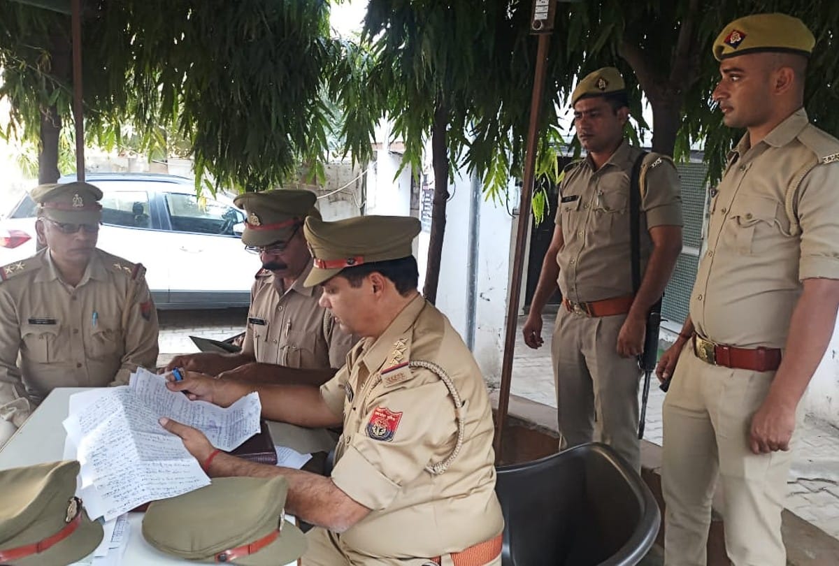 Death In Agra Police Custody Of Arun Narwar Name Of Murder Accused Not Disclosed