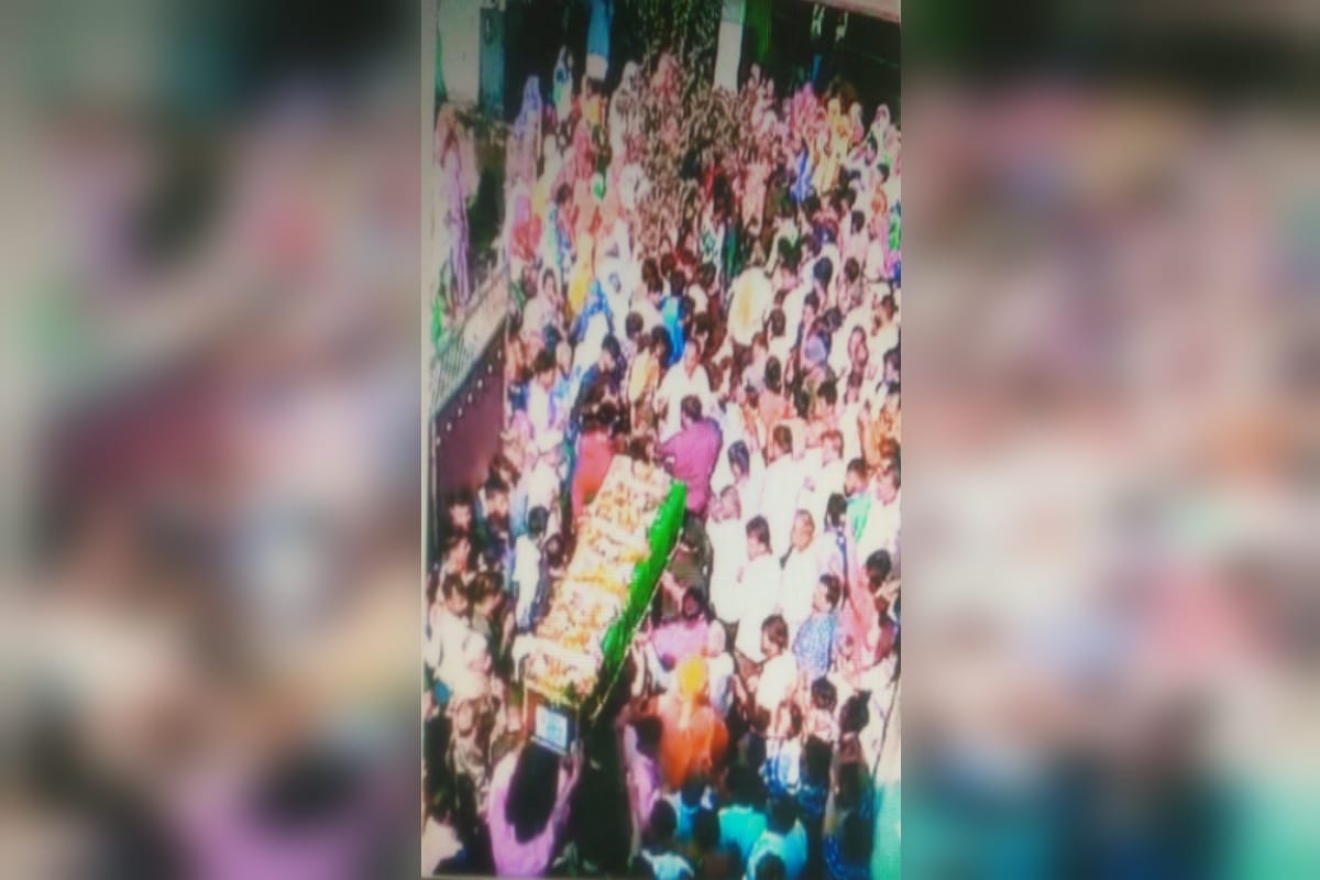 Bijnor News: Indian army man was cremated in gloomy atmosphere in the village