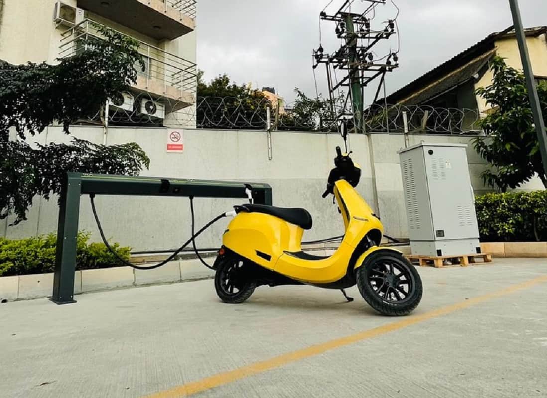 Fast Charging Electric Vehicle Battery Ola Electric announces strategic partnership with Israeli battery technology company StoreDot for fast charging cell technology electric vehicles in india
