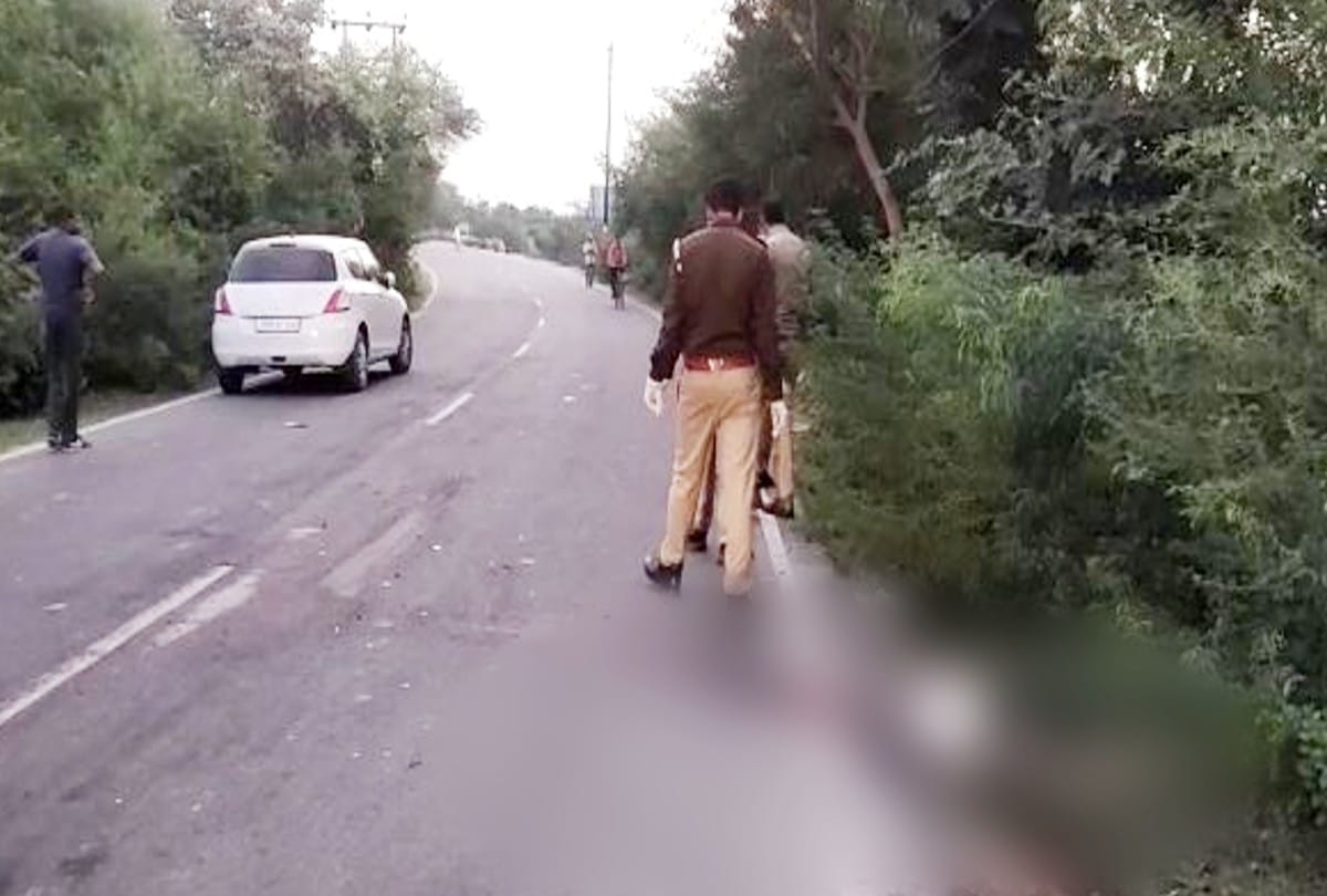Bike rider dies due to collision with unknown vehicle in Vrindavan
