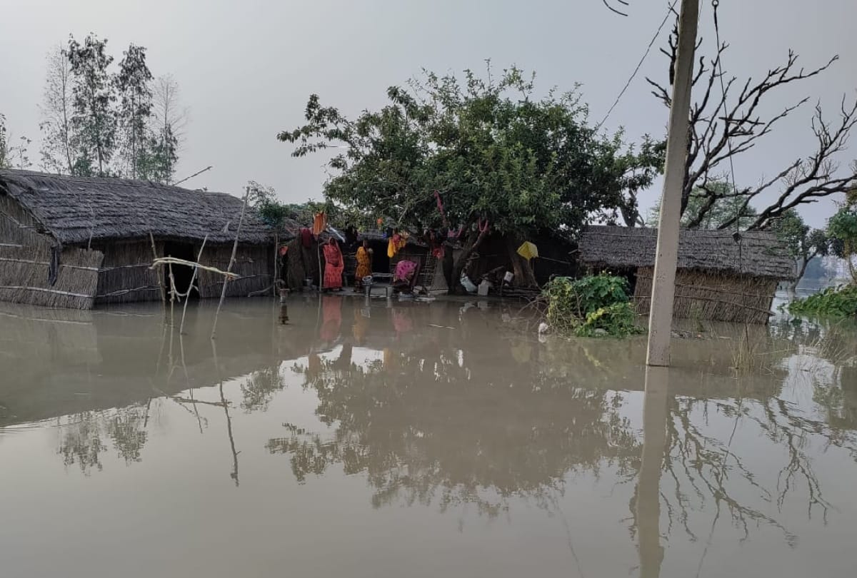 flood water entered in 22 villages in sant kabir nagar