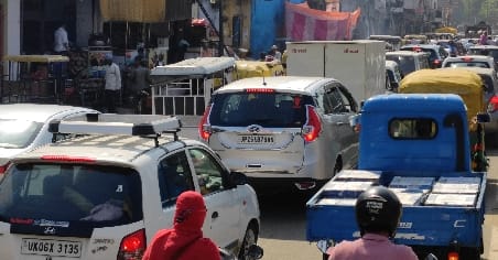 Three hours jam at Hulasanagara crossing