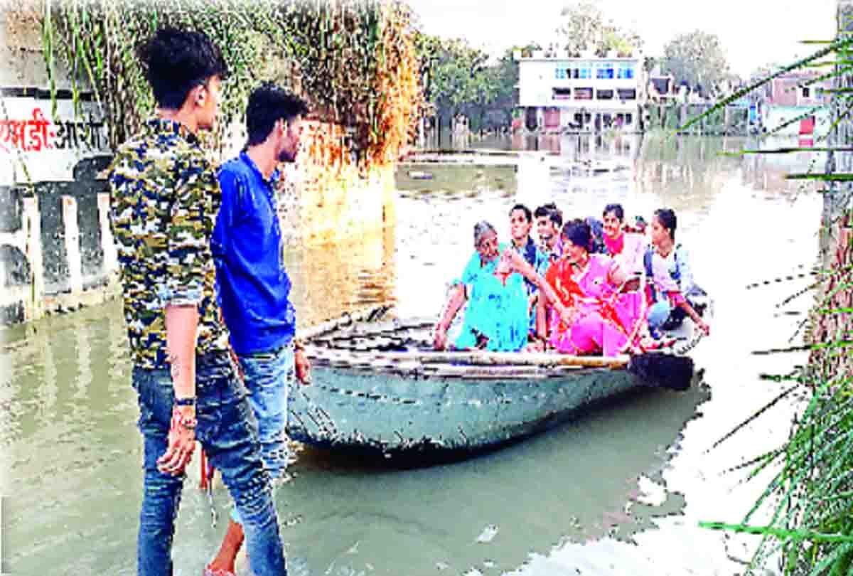 Kanpur: Pandu river overflows, more than eight thousand people affected