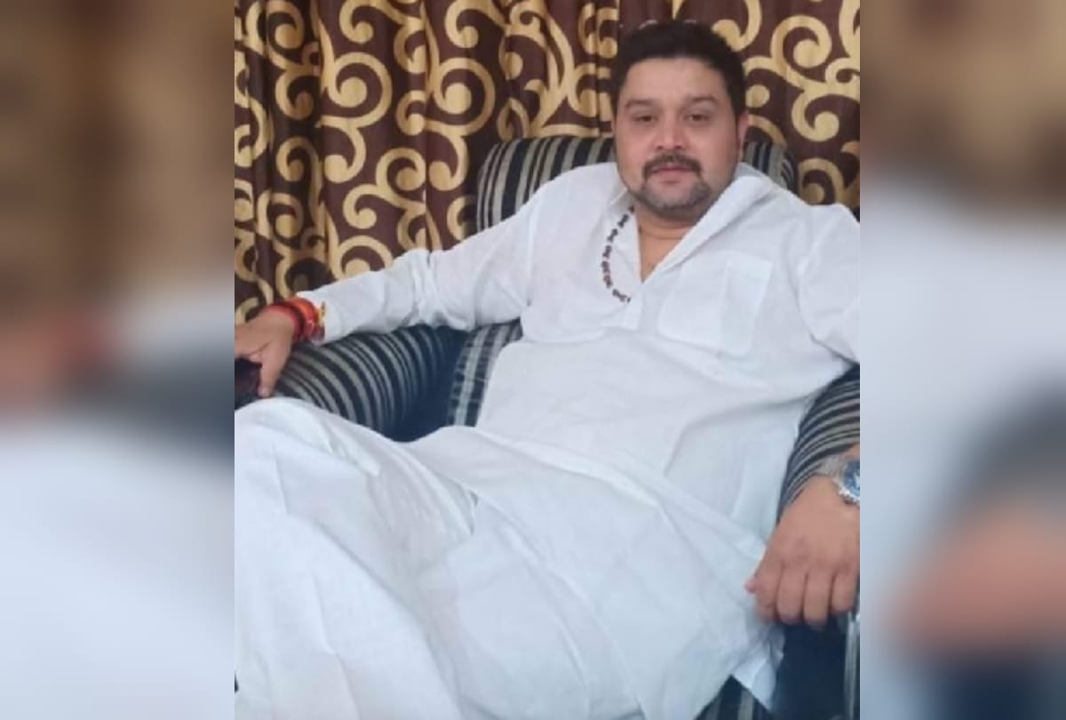 Had desire to become an MLA, if not, then MLA was put in name itself