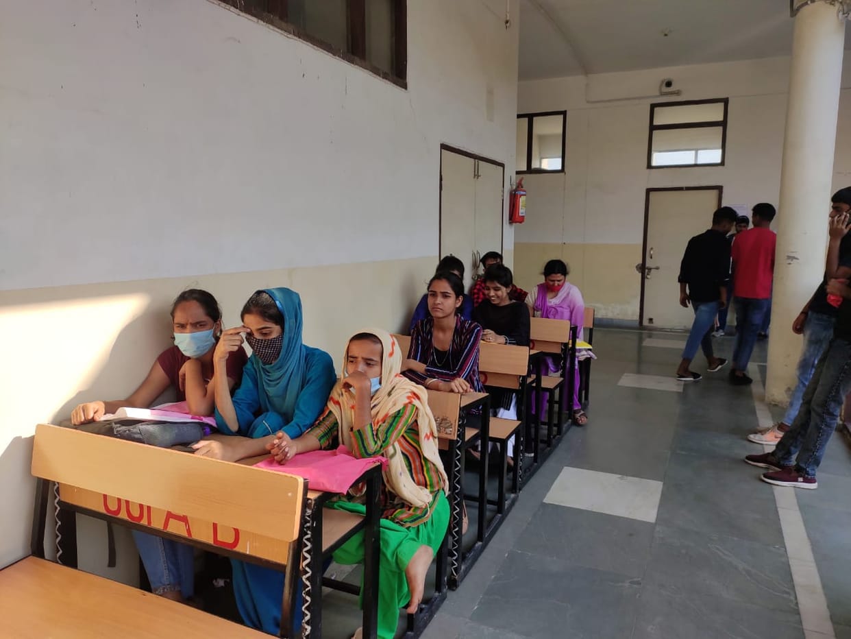 Hundred students arrived for admission in ITI, 12 applications canceled, Yamunanagar