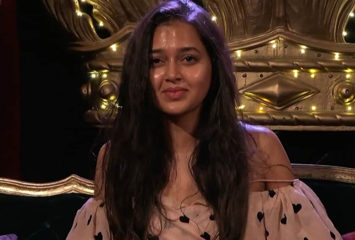 bigg boss 15 vishal kotian give clarification to tejasswi prakash about his statement says i am very possessive for you