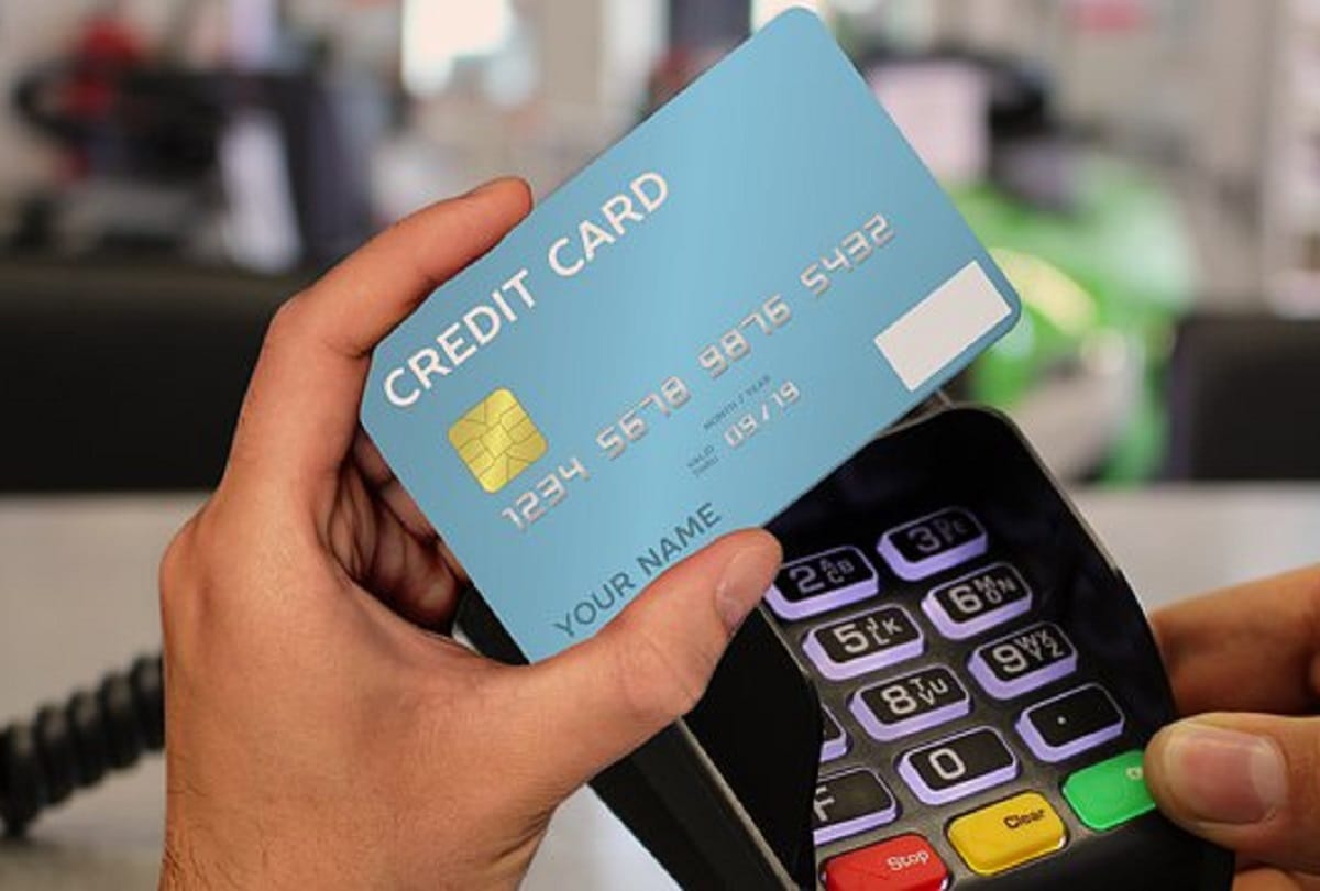 SBI report Credit card record payment debit card reduction in Corona pandemic