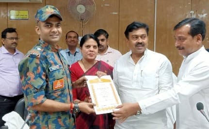 NDRF personnel involved in rescue in Kheri honored