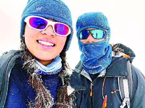Kheri's daughters conquered the top of Elbrus