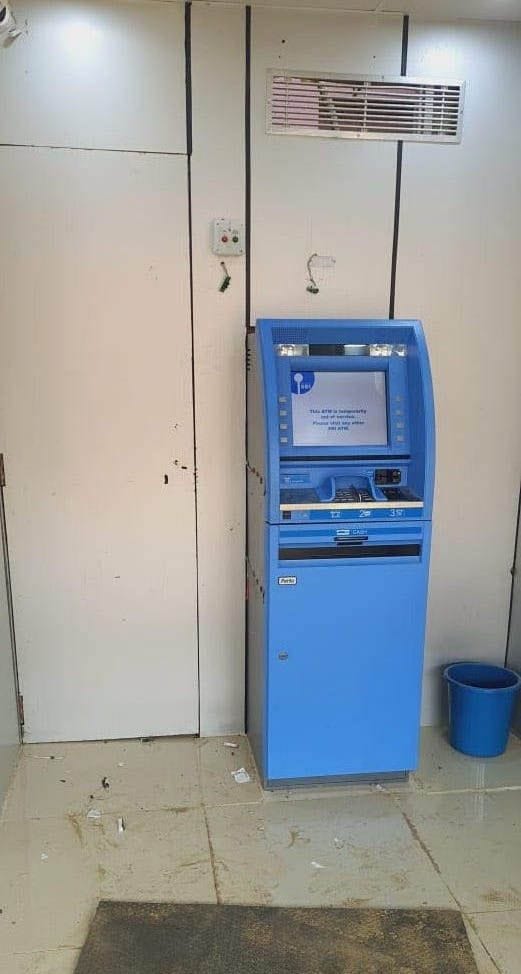 Attempt to steal by breaking alarm sensors and cameras in ATM in Musanagar of Kanpur dehat