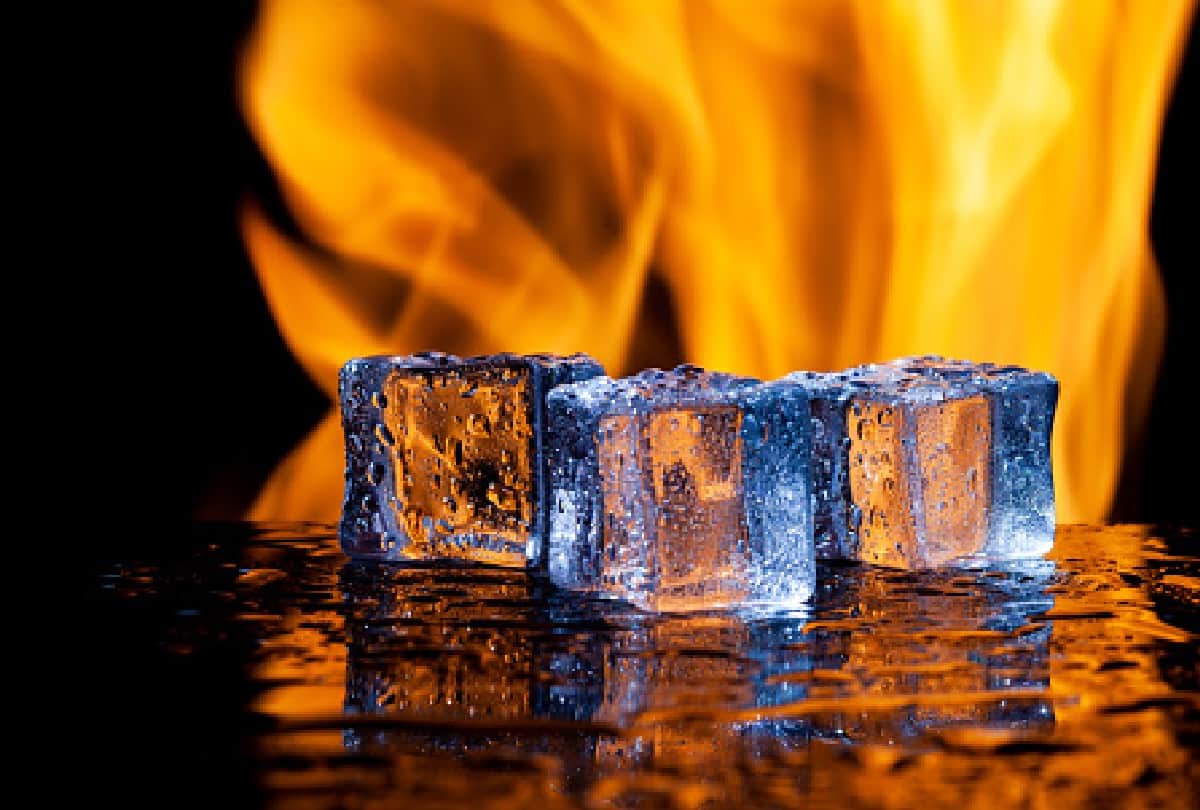 why does smoke come out of snow know what is the behind it