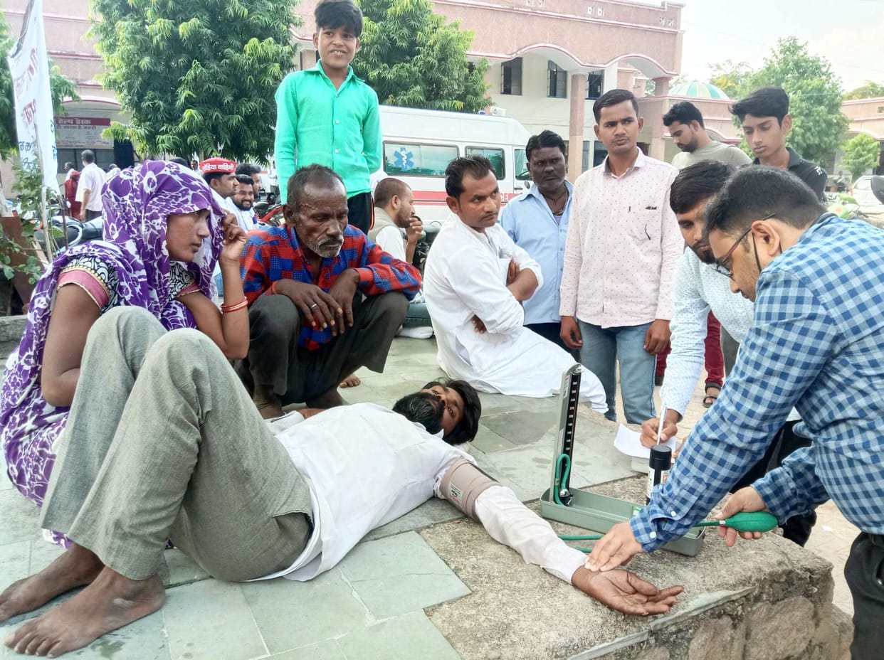 The condition of the fasting deteriorated, organizations came out in support