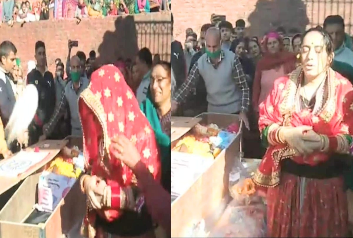 Martyr Amit Kumar last rites with state honors in mandi himachal