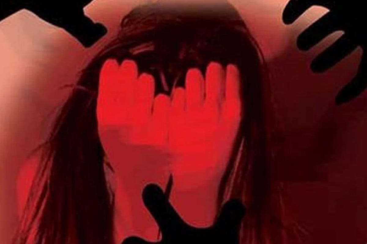 Insensitivity of Outer Police on the death of rape victim in Kanpur