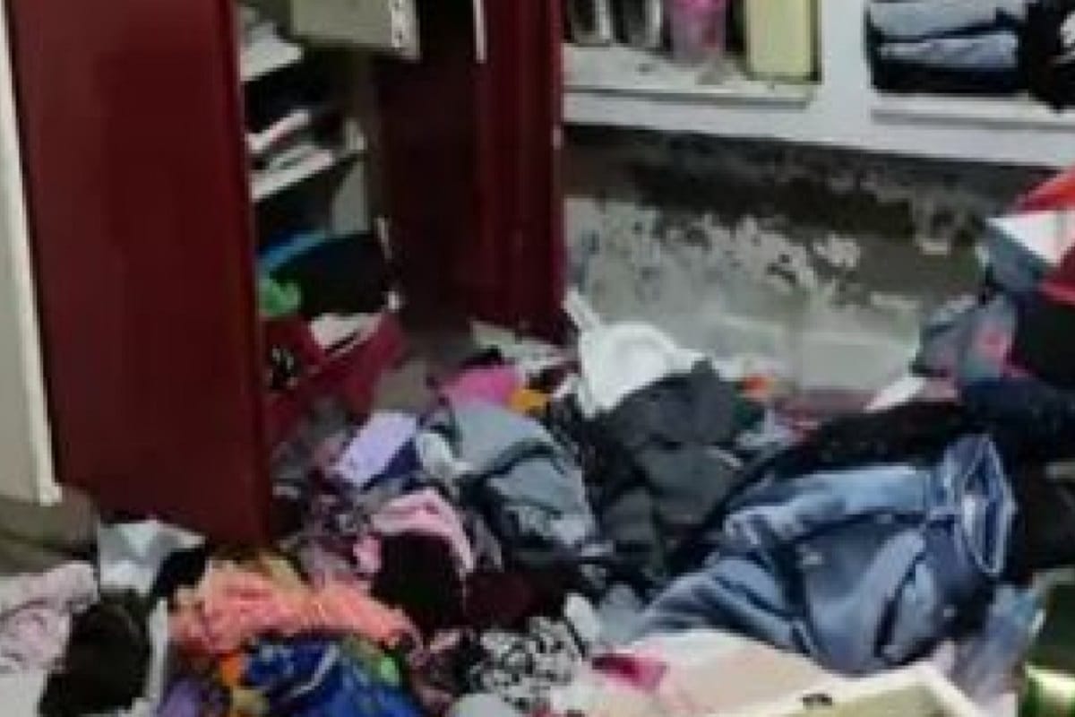 UP Crime News: miscreants have robbed in house of retired officer in Meerut