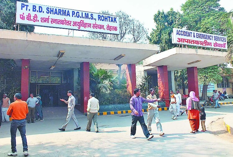 Reply summoned from former director of Rohtak PGI regarding delay in issue of death certificate