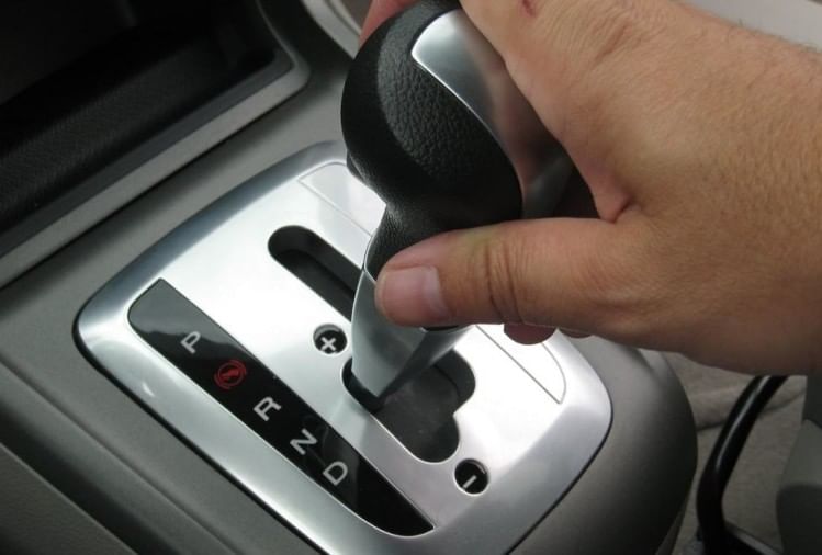 Top 5 Automatic Cars10 लाख रुपये से कम में आनेवाली टॉप5 ऑटोमैटिक