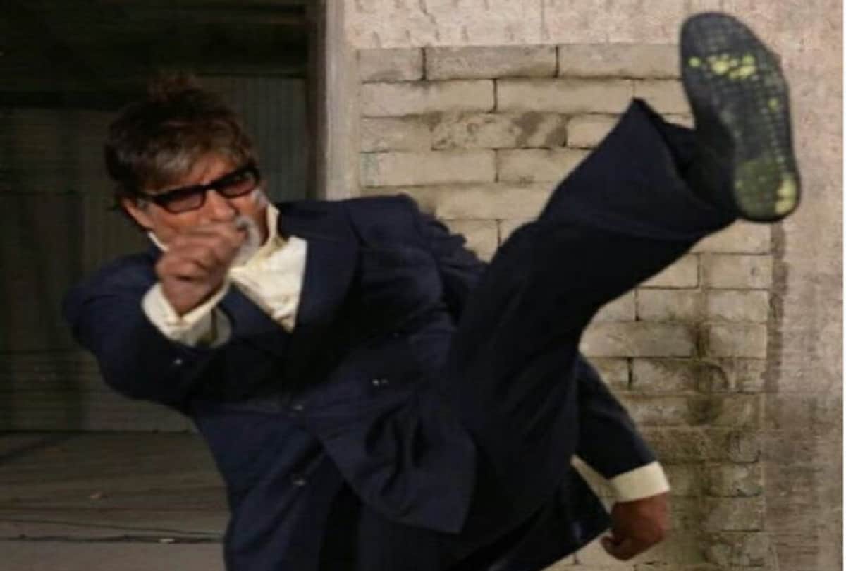 Amitabh Bachchan said it is old now users said but the kick is still going on